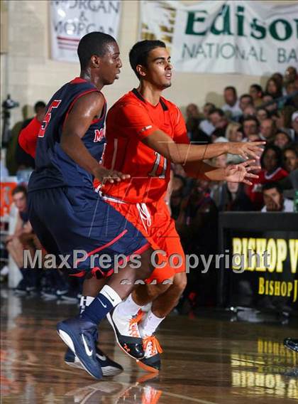 Thumbnail 1 in Winter Park vs. Milton (City of Palms Classic) photogallery.