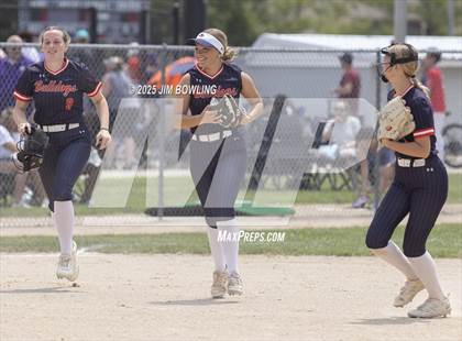 Thumbnail 1 in Mahomet-Seymour vs. Champaign Central (IHSA 3A Regional Final) photogallery.