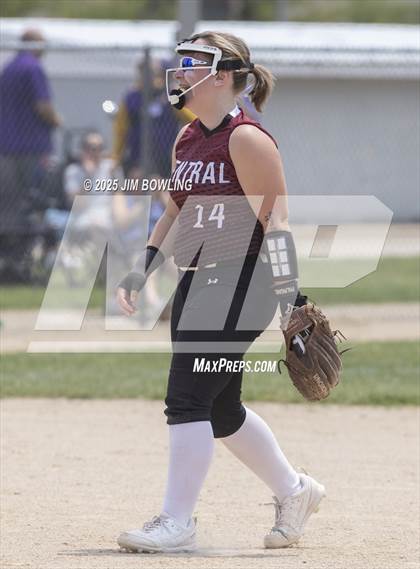 Thumbnail 1 in Mahomet-Seymour vs. Champaign Central (IHSA 3A Regional Final) photogallery.