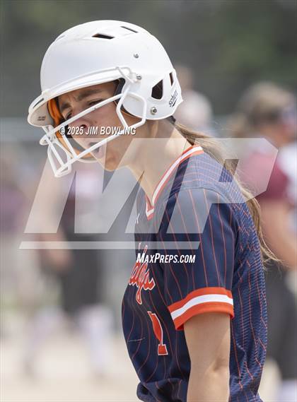 Thumbnail 3 in Mahomet-Seymour vs. Champaign Central (IHSA 3A Regional Final) photogallery.