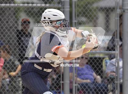 Thumbnail 1 in Mahomet-Seymour vs. Champaign Central (IHSA 3A Regional Final) photogallery.