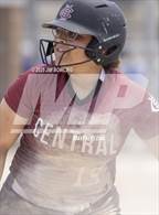 Photo from the gallery "Mahomet-Seymour vs. Champaign Central (IHSA 3A Regional Final)"