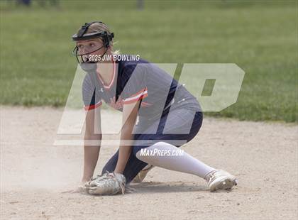 Thumbnail 3 in Mahomet-Seymour vs. Champaign Central (IHSA 3A Regional Final) photogallery.