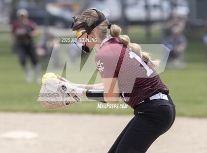 Thumbnail 1 in Mahomet-Seymour vs. Champaign Central (IHSA 3A Regional Final) photogallery.