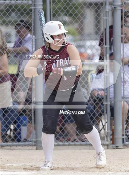 Thumbnail 1 in Mahomet-Seymour vs. Champaign Central (IHSA 3A Regional Final) photogallery.