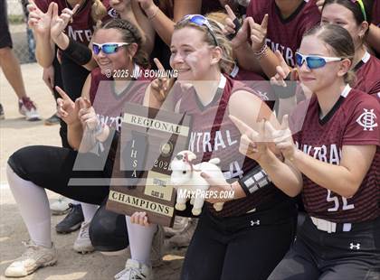 Thumbnail 1 in Mahomet-Seymour vs. Champaign Central (IHSA 3A Regional Final) photogallery.