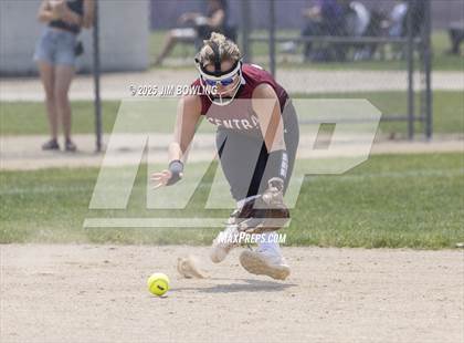 Thumbnail 1 in Mahomet-Seymour vs. Champaign Central (IHSA 3A Regional Final) photogallery.