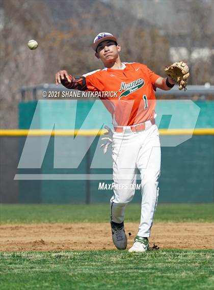 Thumbnail 1 in DeSoto vs. Naaman Forest photogallery.