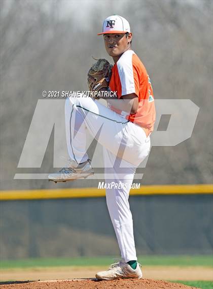Thumbnail 1 in DeSoto vs. Naaman Forest photogallery.