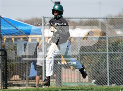 Thumbnail 2 in DeSoto vs. Naaman Forest photogallery.