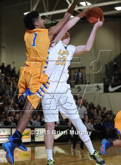 Thumbnail 3 in West Linn vs Jefferson (Les Schwab Invitational) photogallery.