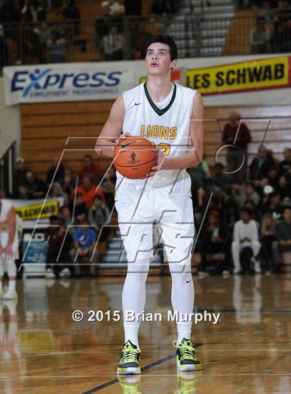 Thumbnail 1 in West Linn vs Jefferson (Les Schwab Invitational) photogallery.