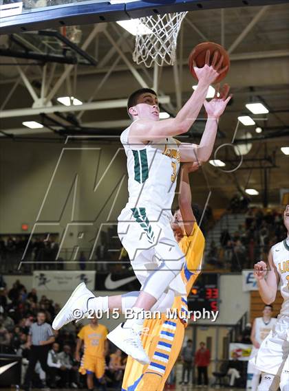 Thumbnail 2 in West Linn vs Jefferson (Les Schwab Invitational) photogallery.
