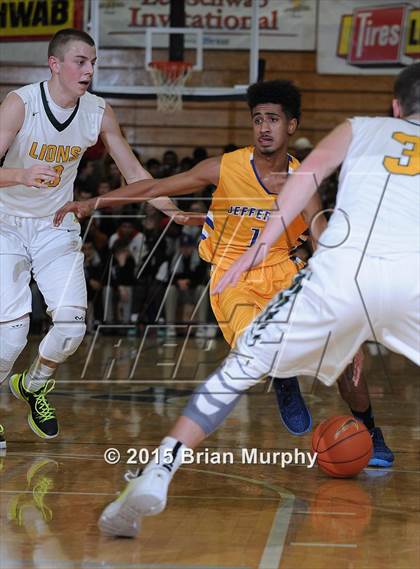 Thumbnail 2 in West Linn vs Jefferson (Les Schwab Invitational) photogallery.