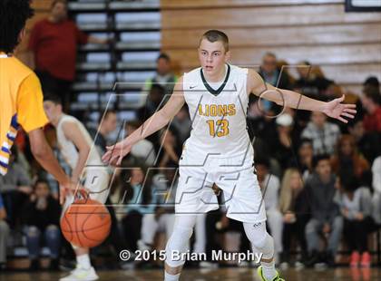 Thumbnail 3 in West Linn vs Jefferson (Les Schwab Invitational) photogallery.