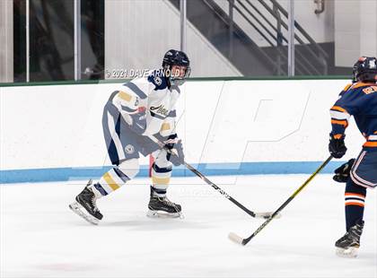 Thumbnail 1 in Walpole @ Needham photogallery.