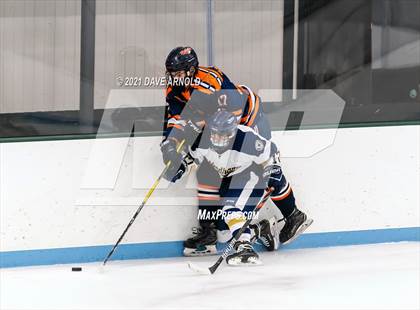 Thumbnail 2 in Walpole @ Needham photogallery.