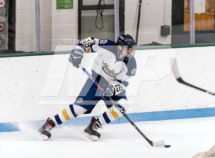 Thumbnail 2 in Walpole @ Needham photogallery.