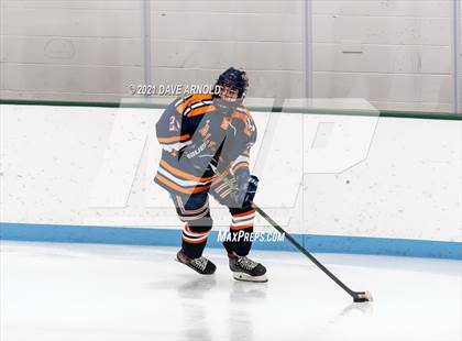 Thumbnail 2 in Walpole @ Needham photogallery.