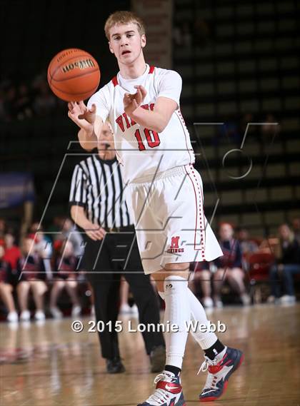 Thumbnail 1 in Bridgehampton vs Moriah (NYSPHSAA Class D Semifinal) photogallery.