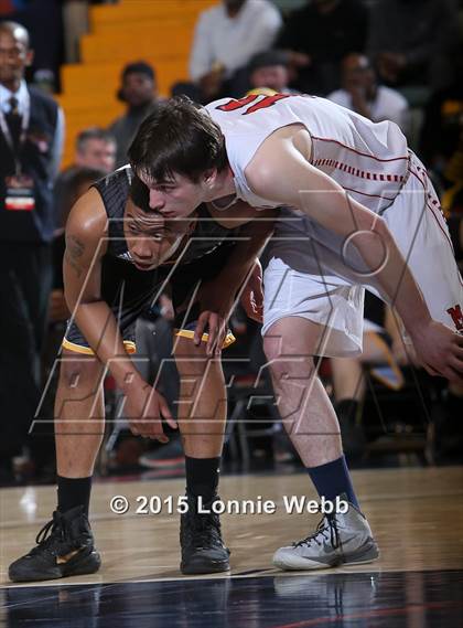 Thumbnail 1 in Bridgehampton vs Moriah (NYSPHSAA Class D Semifinal) photogallery.