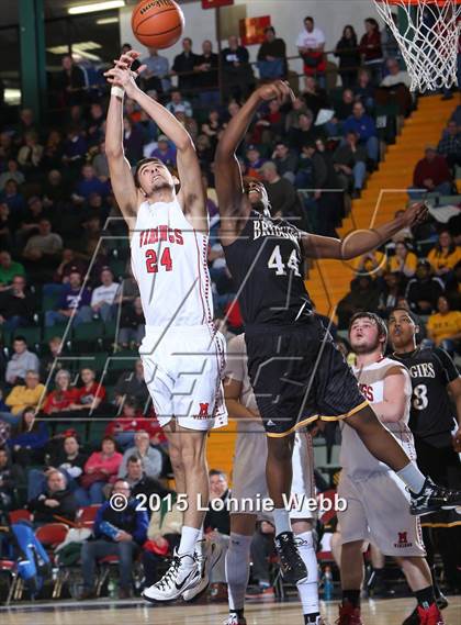 Thumbnail 2 in Bridgehampton vs Moriah (NYSPHSAA Class D Semifinal) photogallery.