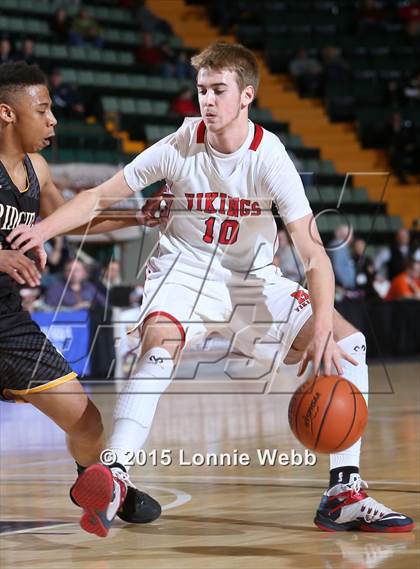 Thumbnail 3 in Bridgehampton vs Moriah (NYSPHSAA Class D Semifinal) photogallery.