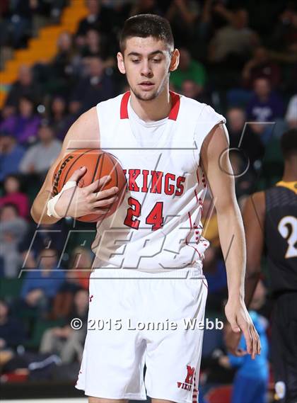 Thumbnail 3 in Bridgehampton vs Moriah (NYSPHSAA Class D Semifinal) photogallery.
