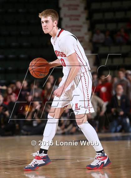 Thumbnail 2 in Bridgehampton vs Moriah (NYSPHSAA Class D Semifinal) photogallery.