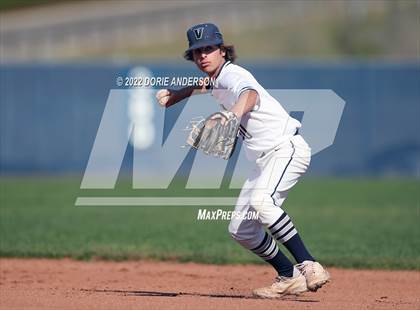 Thumbnail 2 in Del Campo @ Vista del Lago photogallery.