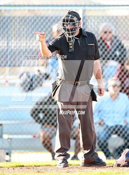 Thumbnail 2 in Del Campo @ Vista del Lago photogallery.