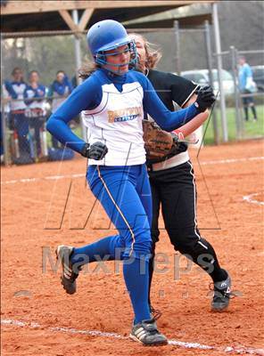 Thumbnail 3 in Mt. Juliet vs Brentwood photogallery.