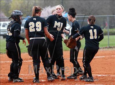 Thumbnail 3 in Mt. Juliet vs Brentwood photogallery.