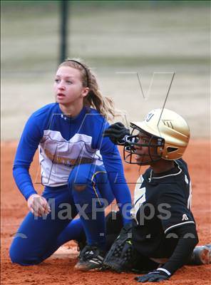 Thumbnail 3 in Mt. Juliet vs Brentwood photogallery.