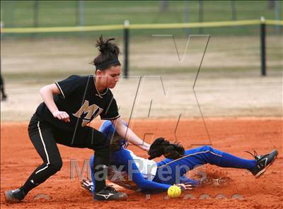 Thumbnail 3 in Mt. Juliet vs Brentwood photogallery.