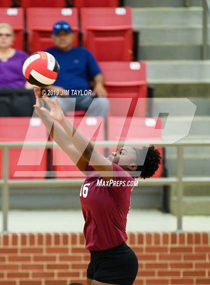 Thumbnail 3 in Saginaw @ Mineral Wells photogallery.
