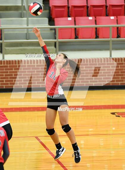 Thumbnail 3 in Saginaw @ Mineral Wells photogallery.
