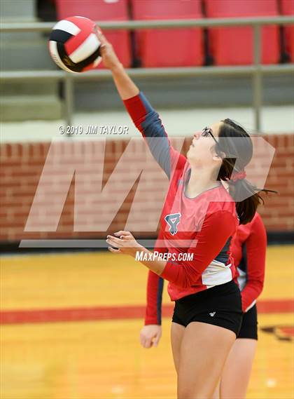 Thumbnail 3 in Saginaw @ Mineral Wells photogallery.