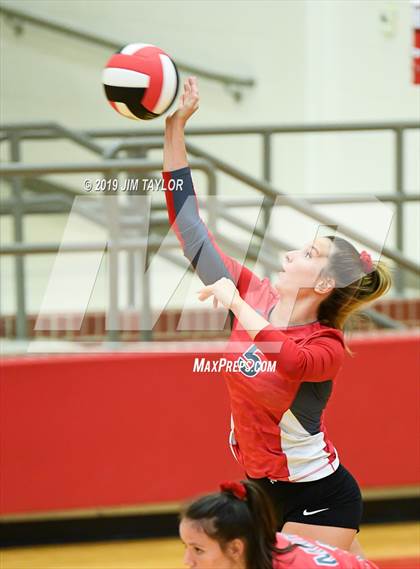 Thumbnail 2 in Saginaw @ Mineral Wells photogallery.