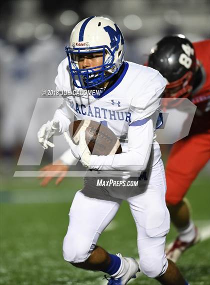 Thumbnail 1 in Lee [Robert E.] vs MacArthur [Douglas] photogallery.