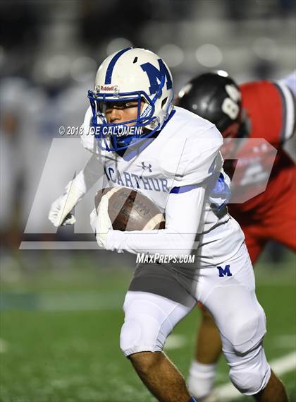 Thumbnail 2 in Lee [Robert E.] vs MacArthur [Douglas] photogallery.