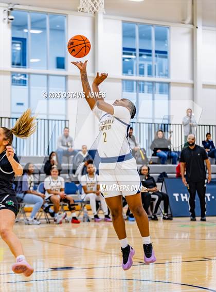 Thumbnail 2 in Riverdale Baptist vs Woodgrove (The St. James MLK Classic) photogallery.