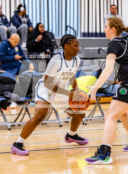 Thumbnail 3 in Riverdale Baptist vs Woodgrove (The St. James MLK Classic) photogallery.