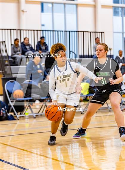 Thumbnail 2 in Riverdale Baptist vs Woodgrove (The St. James MLK Classic) photogallery.