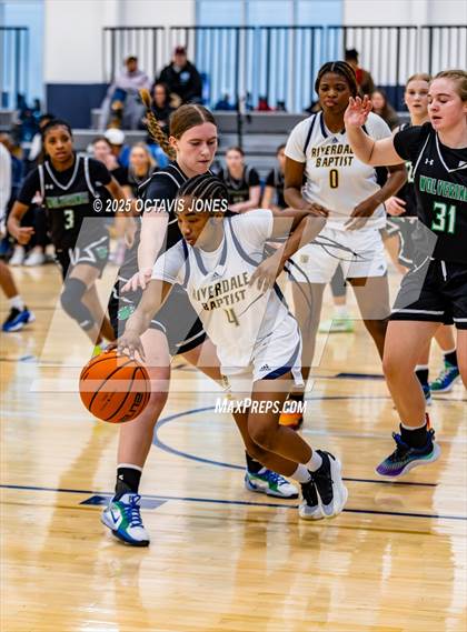 Thumbnail 2 in Riverdale Baptist vs Woodgrove (The St. James MLK Classic) photogallery.