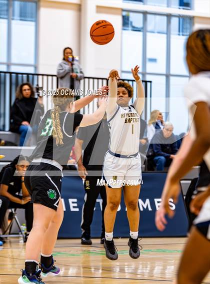 Thumbnail 2 in Riverdale Baptist vs Woodgrove (The St. James MLK Classic) photogallery.
