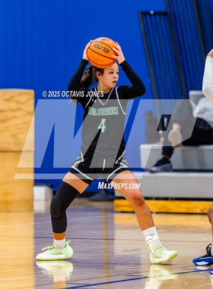 Thumbnail 1 in Riverdale Baptist vs Woodgrove (The St. James MLK Classic) photogallery.