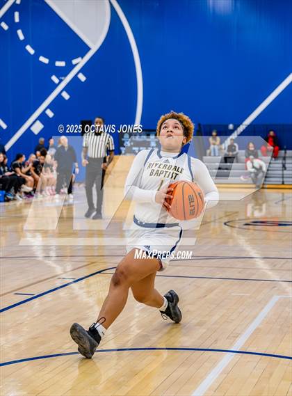 Thumbnail 2 in Riverdale Baptist vs Woodgrove (The St. James MLK Classic) photogallery.