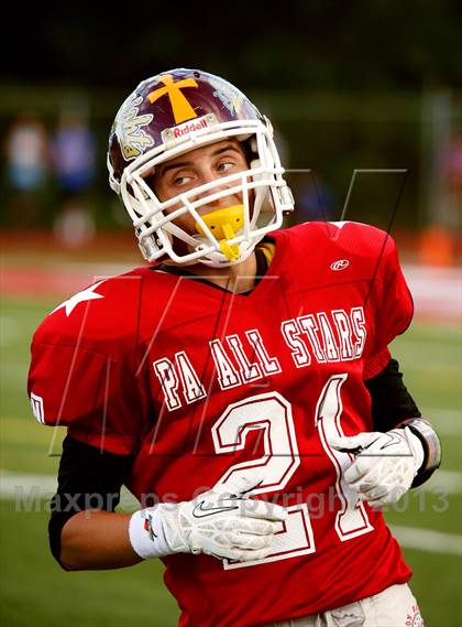 Thumbnail 3 in Don Raabe Big 30 All-Star Charities Classic photogallery.