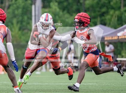 Thumbnail 3 in Providence Day vs Maury (Powerade 7 on 7) photogallery.